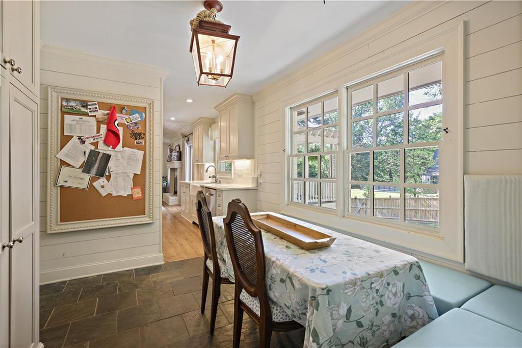 1566 Peachtree Battle Avenue NW