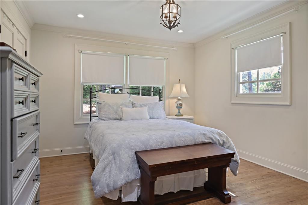 1566 Peachtree Battle Avenue NW