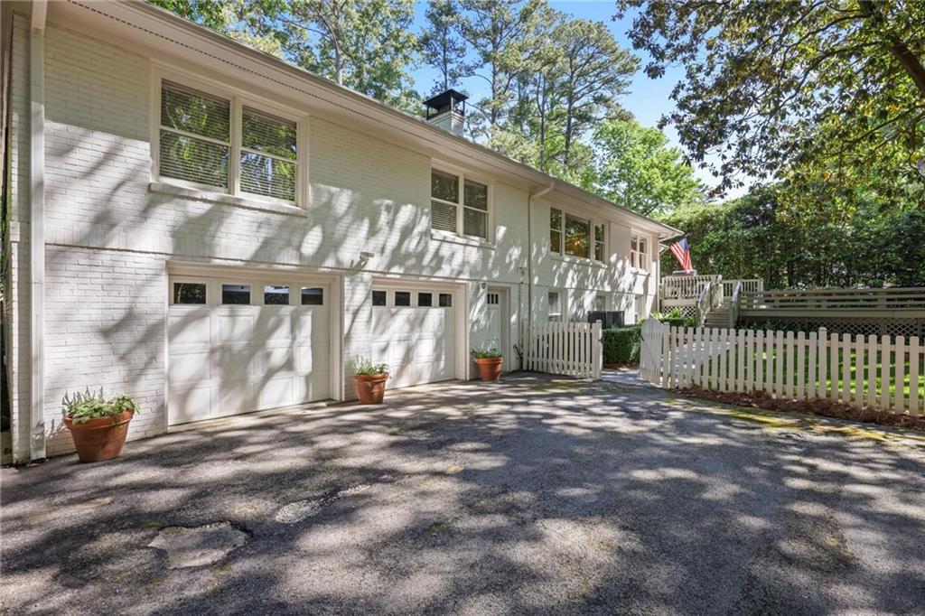 1520 Moores Mill Road NW