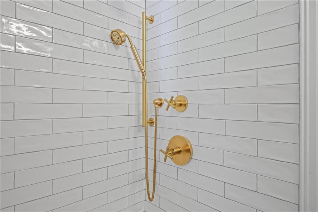 1520 Moores Mill Road NW