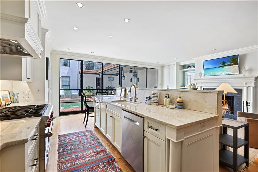 3131 Slaton Drive NW Unit 28