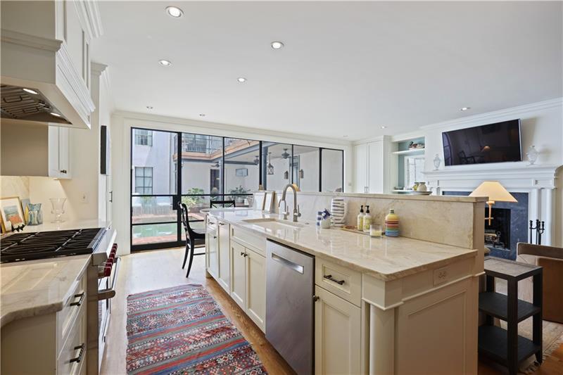 3131 Slaton Drive NW Unit 28