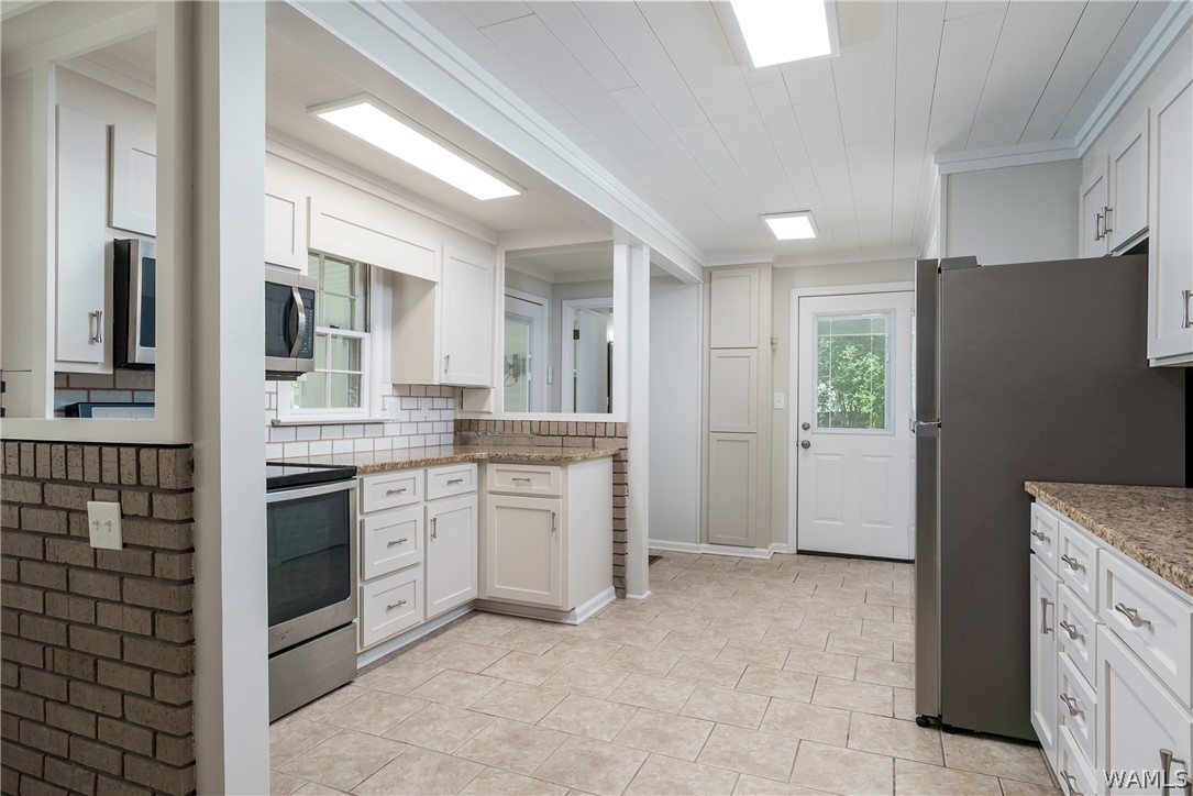 13 Elmira Drive