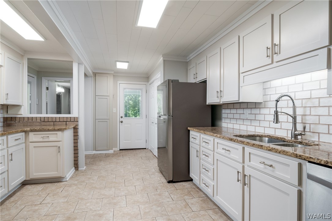 13 Elmira Drive