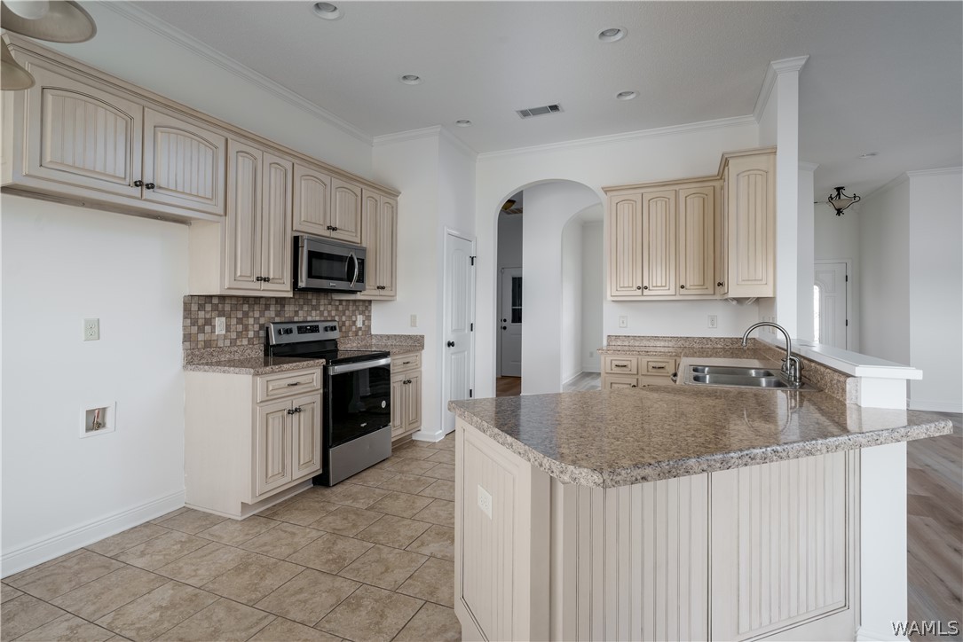 16417 Cherokee Bend Parkway