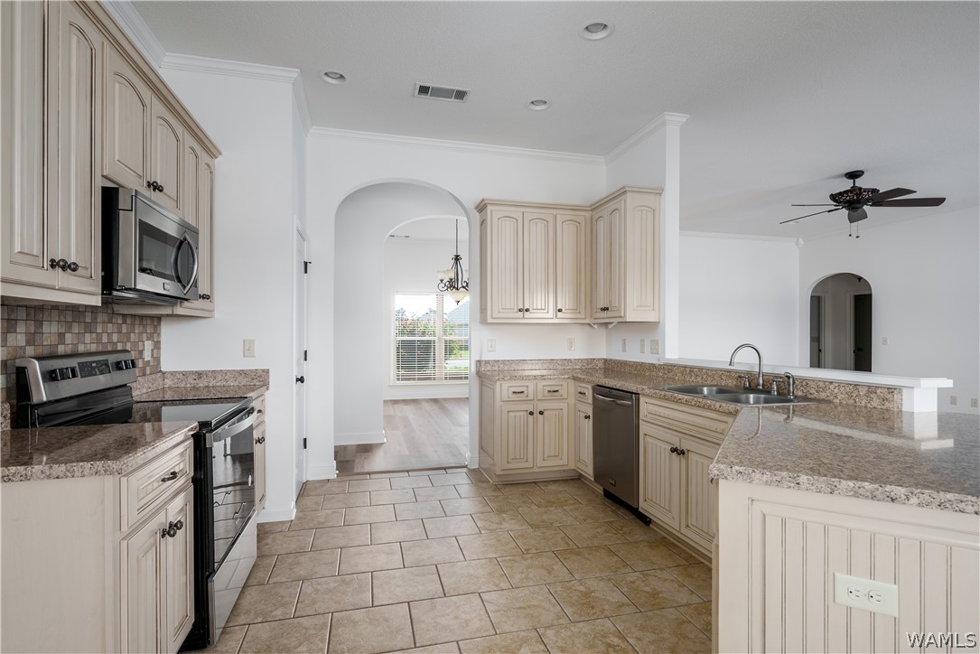 16417 Cherokee Bend Parkway