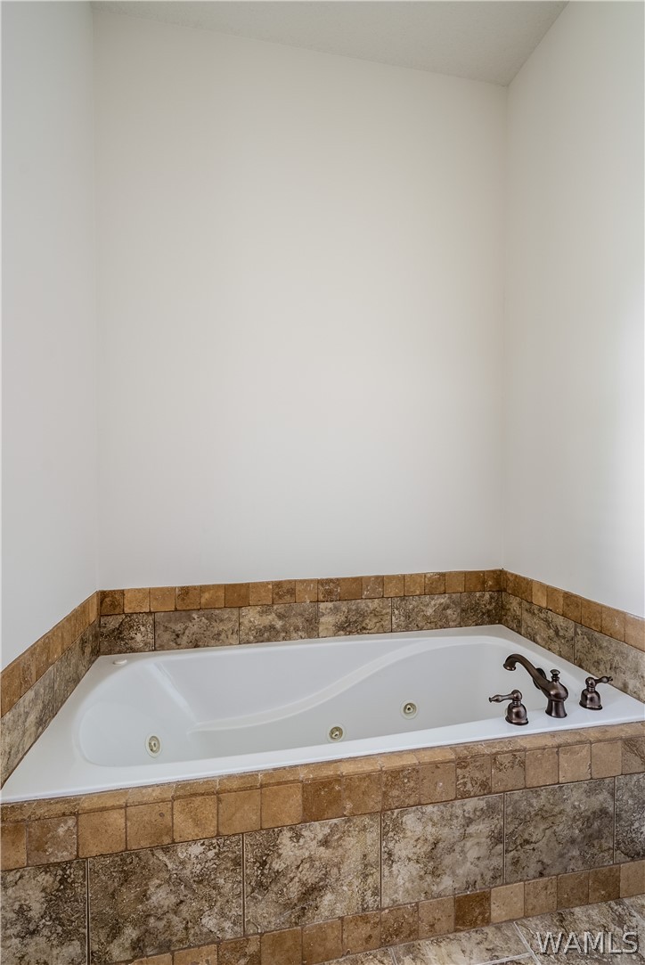 16417 Cherokee Bend Parkway