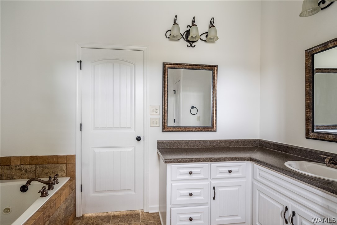 16417 Cherokee Bend Parkway
