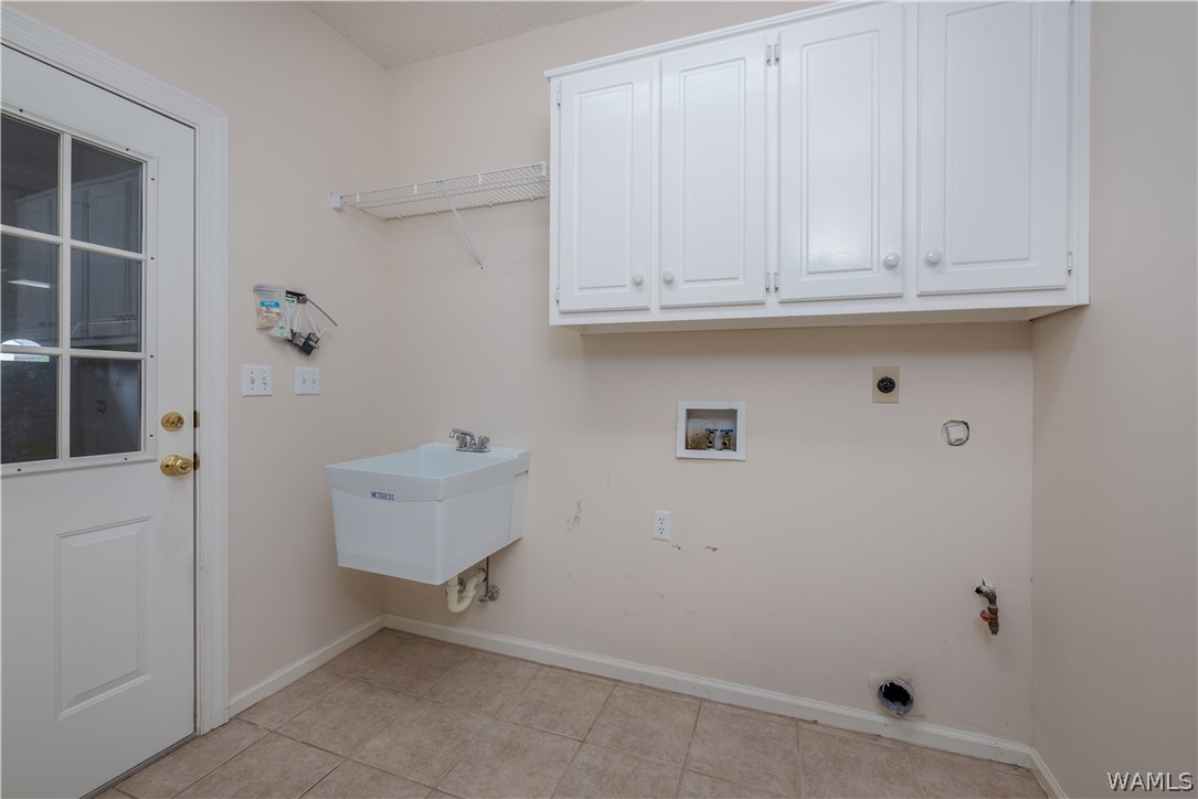 1634 River Ro Drive
