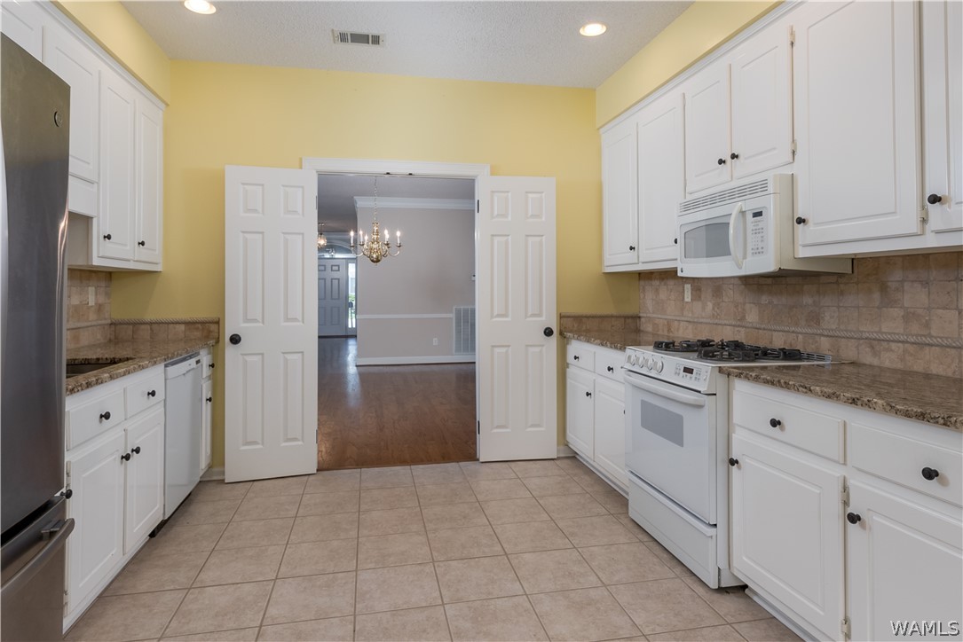 1634 River Ro Drive
