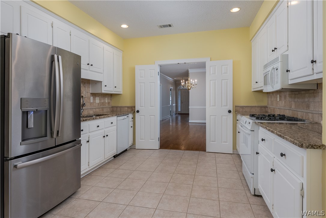 1634 River Ro Drive