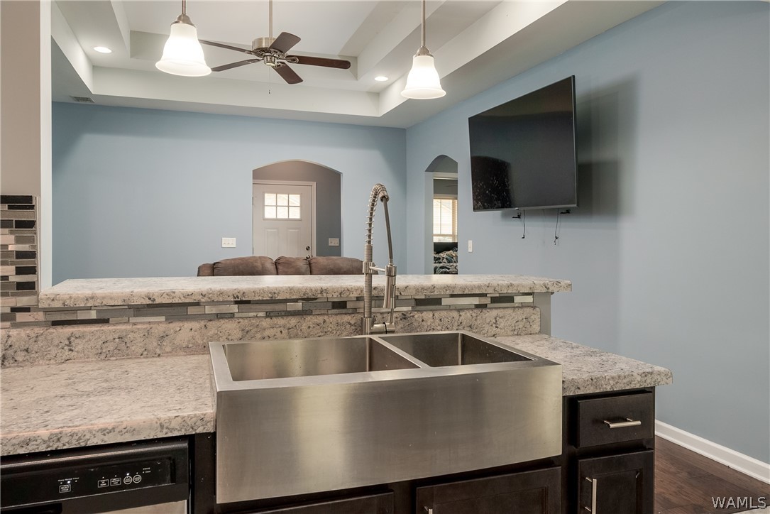 16366 Pottery Lane