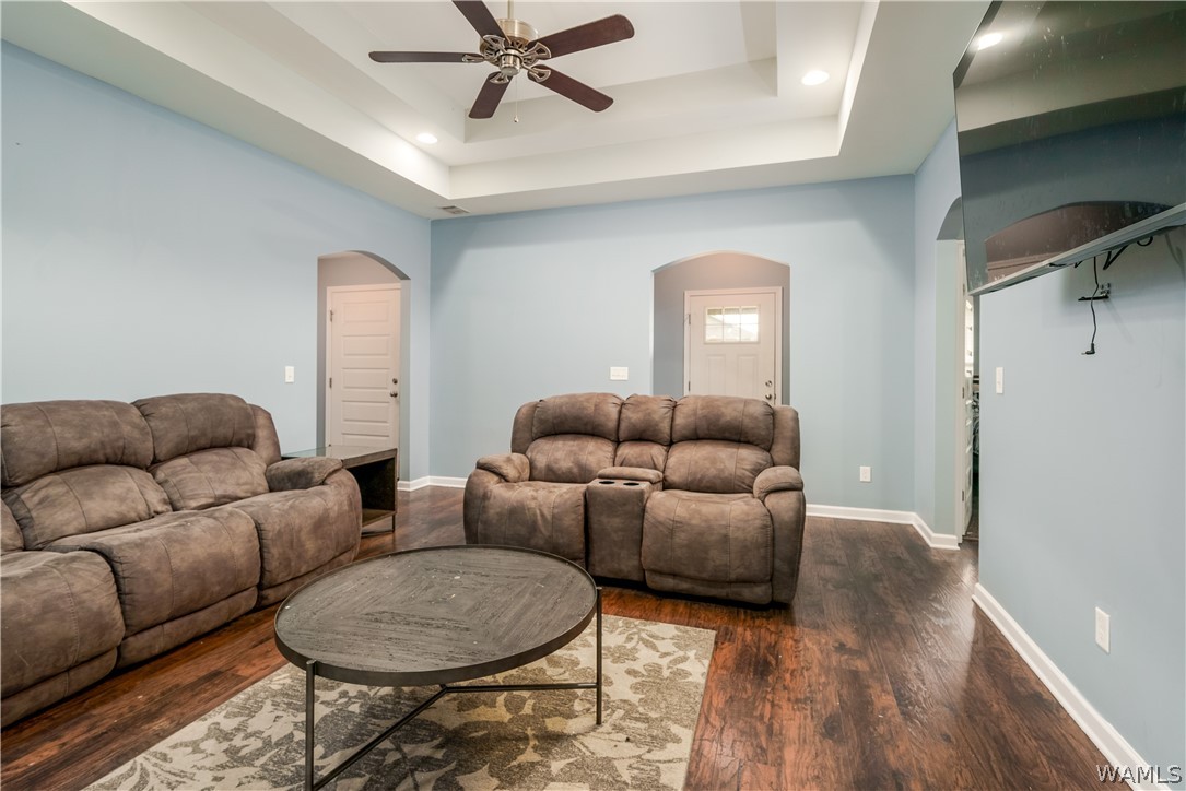 16366 Pottery Lane