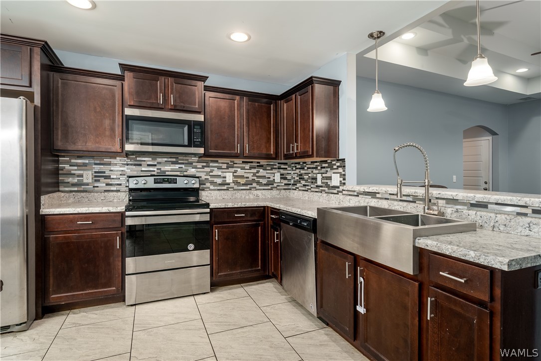 16366 Pottery Lane