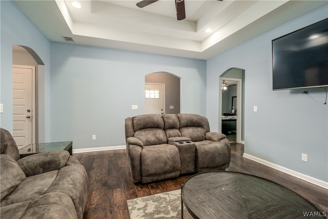 16366 Pottery Lane
