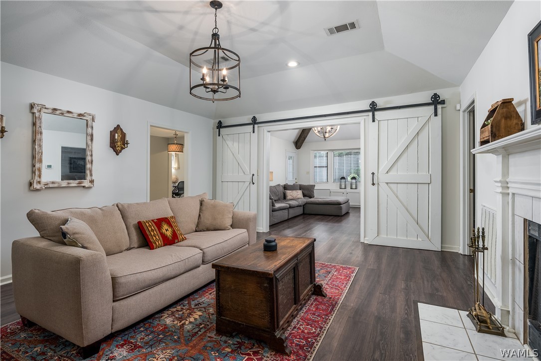 1031 Vineyards Drive