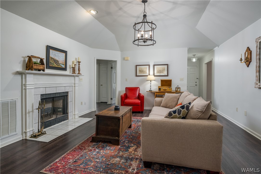 1031 Vineyards Drive