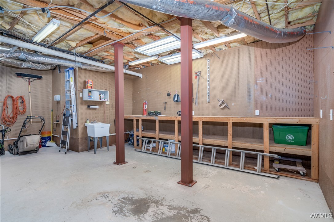 935 56th Street E
