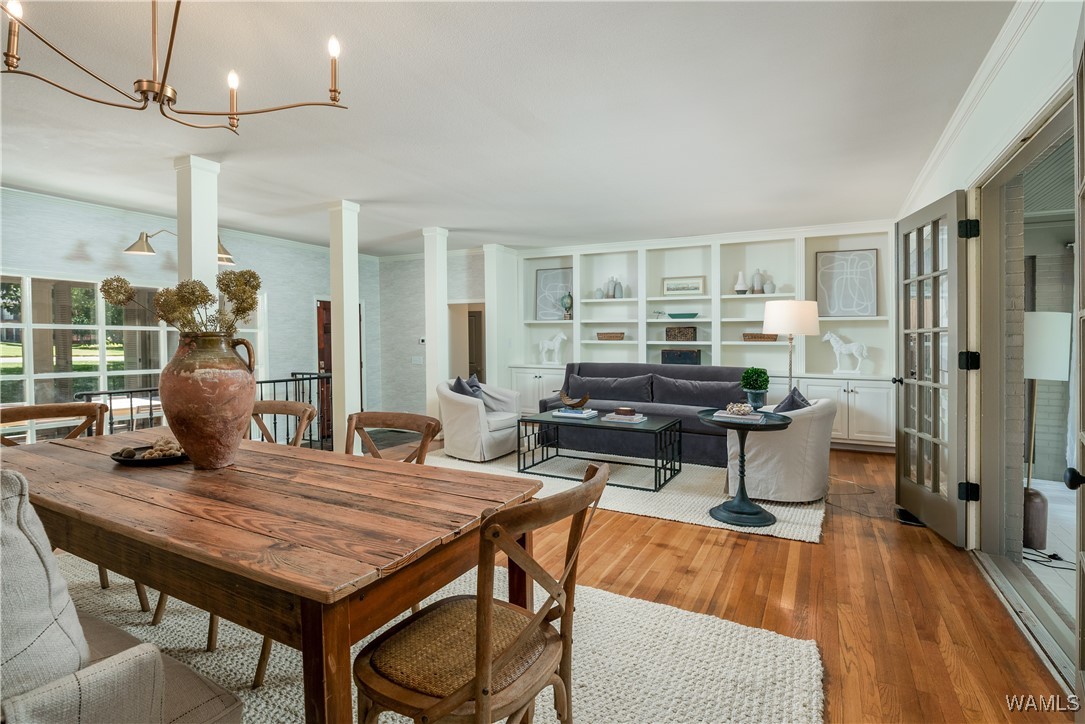 1216 Indian Hills Circle