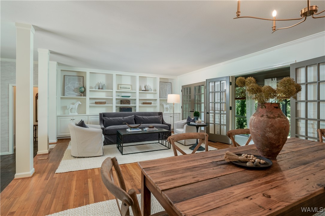 1216 Indian Hills Circle