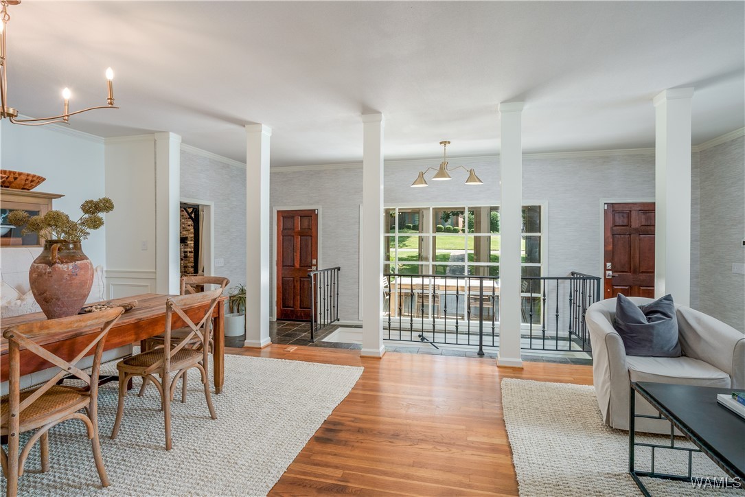 1216 Indian Hills Circle