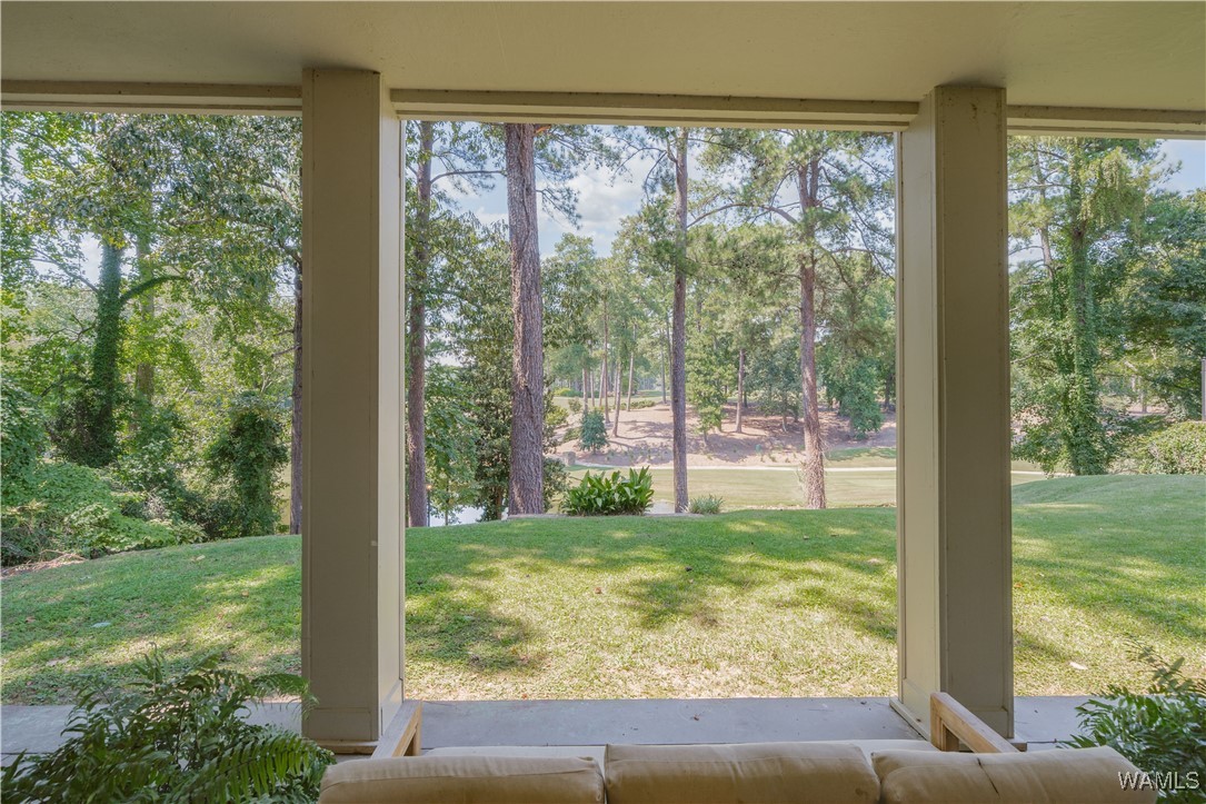 1216 Indian Hills Circle