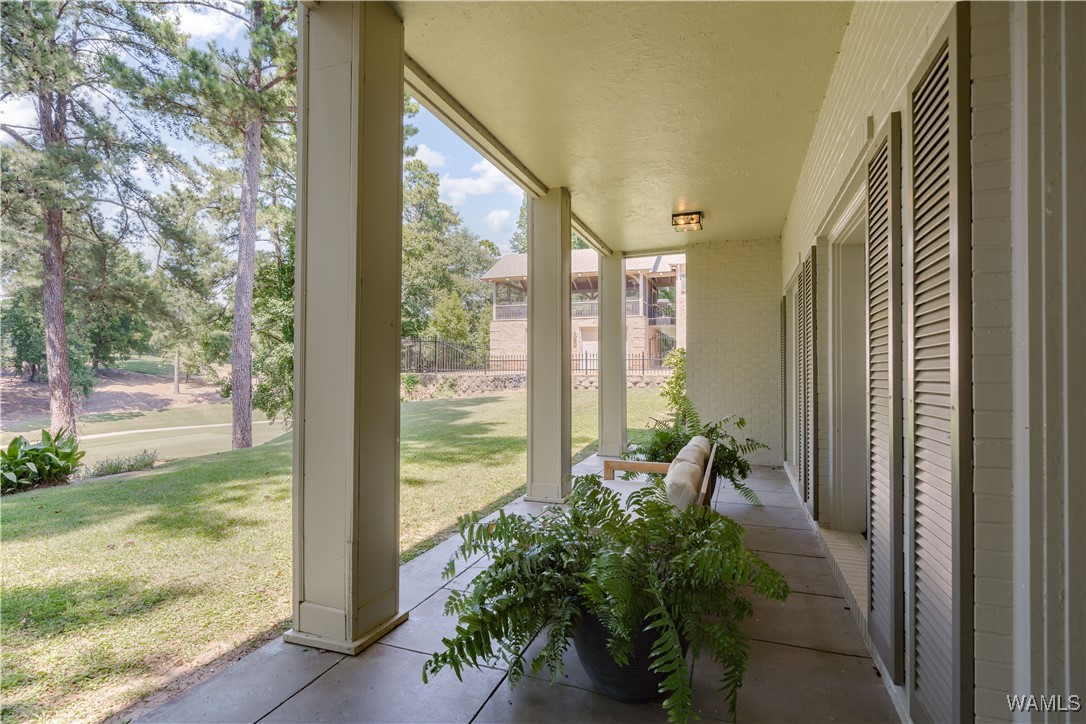 1216 Indian Hills Circle