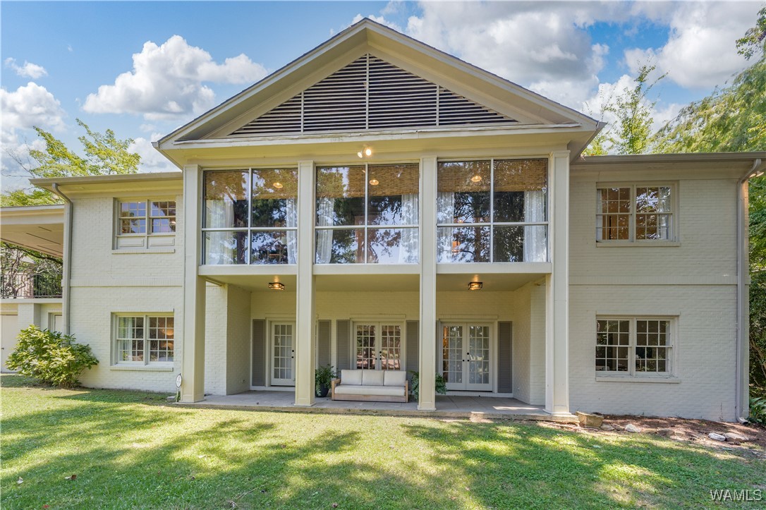 1216 Indian Hills Circle