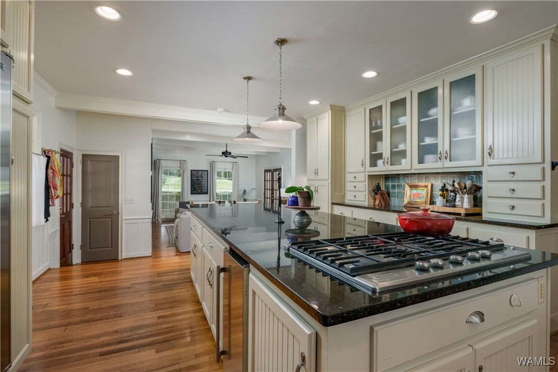 1216 Indian Hills Circle