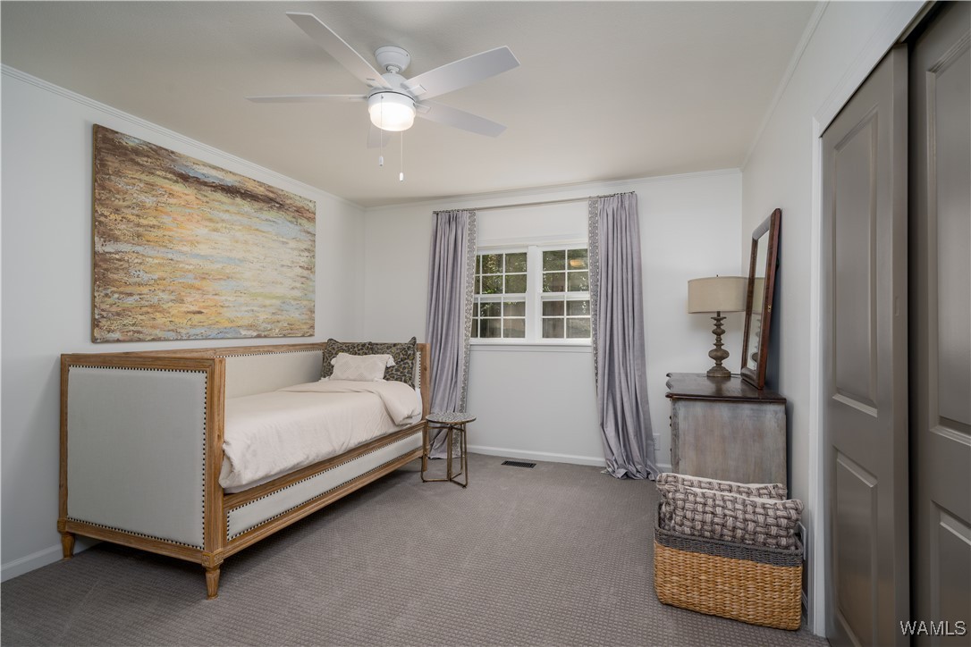 1216 Indian Hills Circle