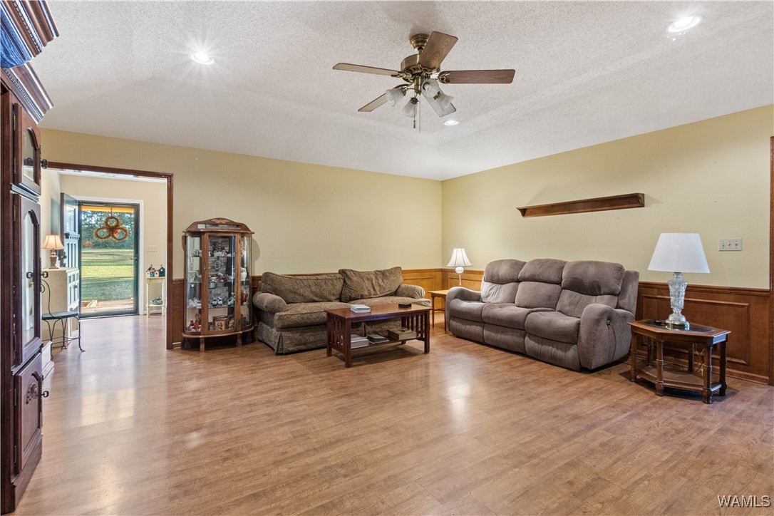 424 County Road 46