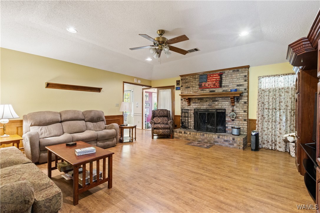 424 County Road 46