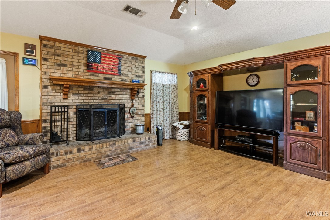 424 County Road 46
