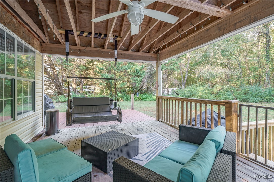 12625 Lakeland Hills Drive