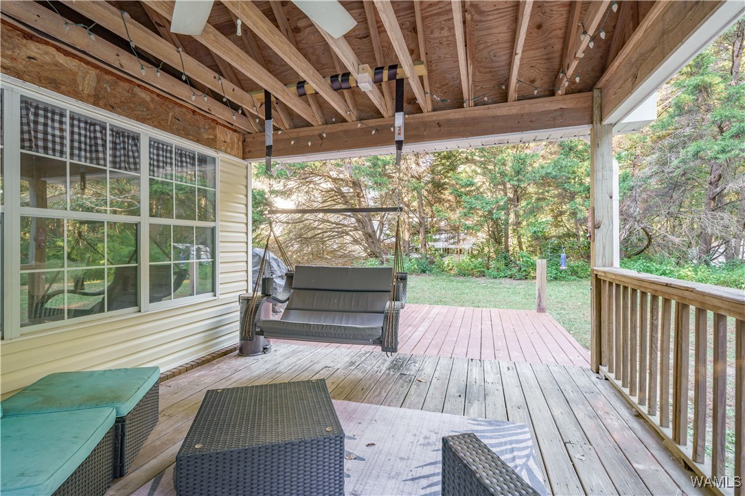 12625 Lakeland Hills Drive