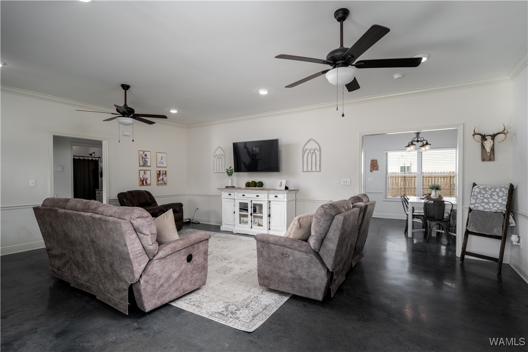1072 Jamestown Circle