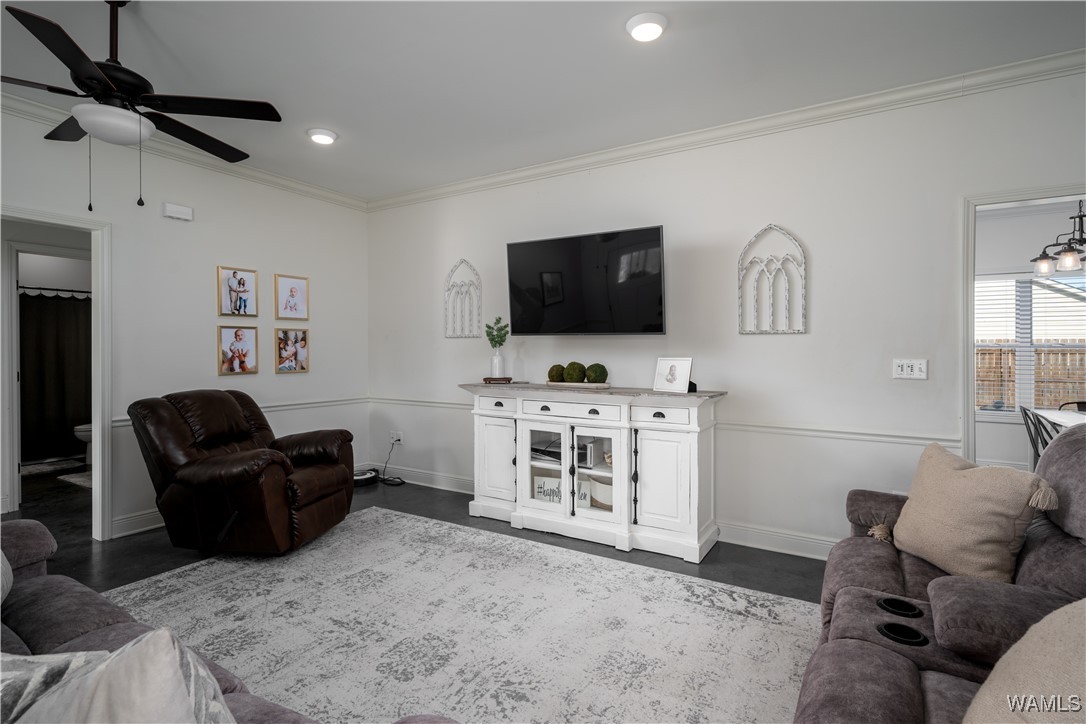 1072 Jamestown Circle