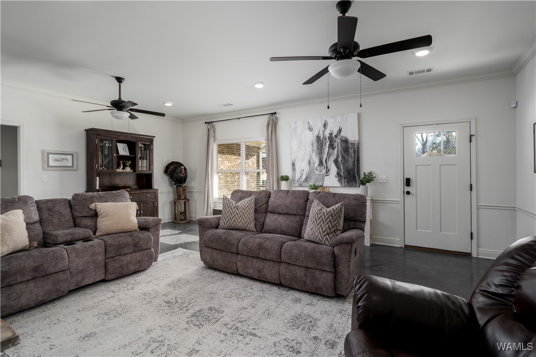 1072 Jamestown Circle