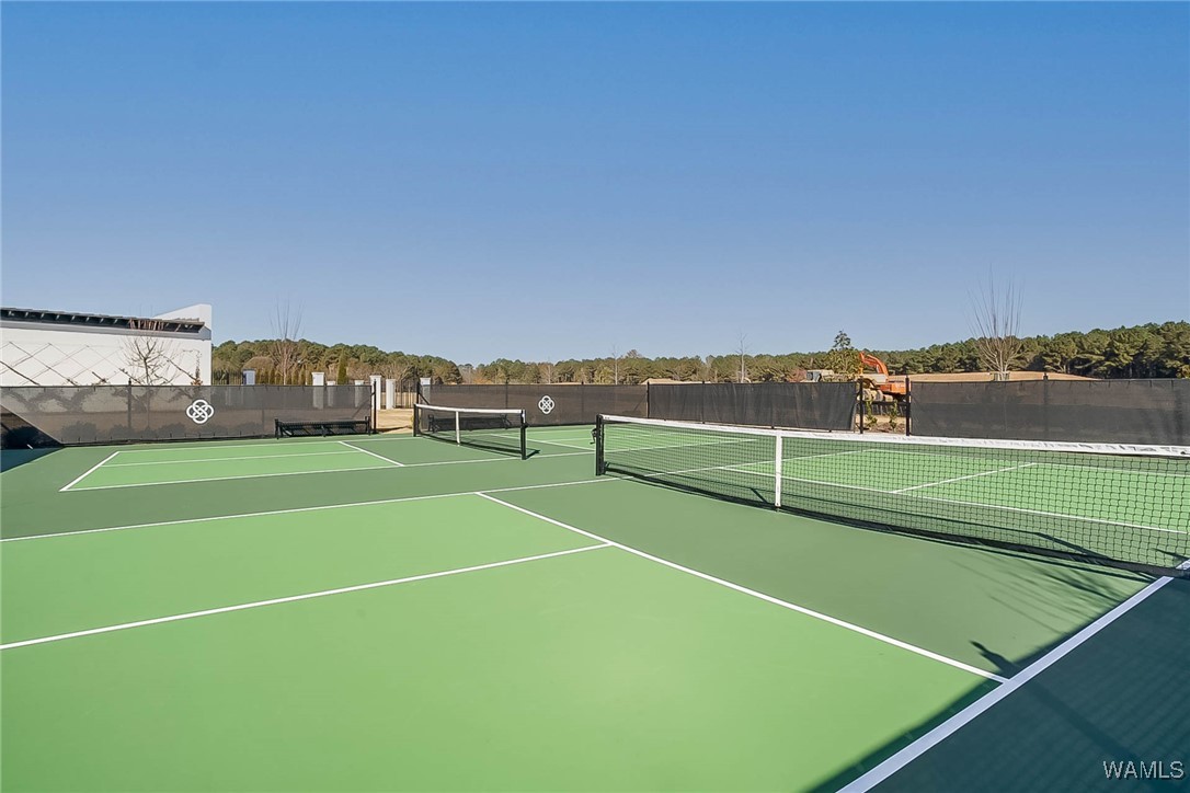 6235 Rosemeade Street