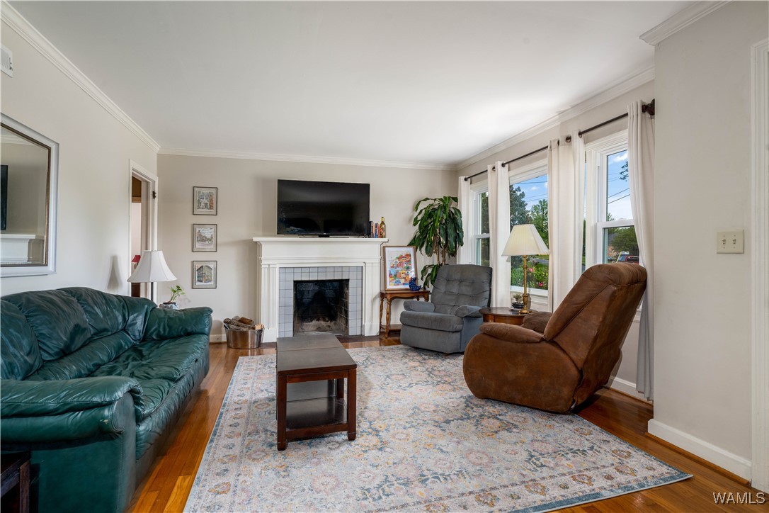 6 Forest Drive