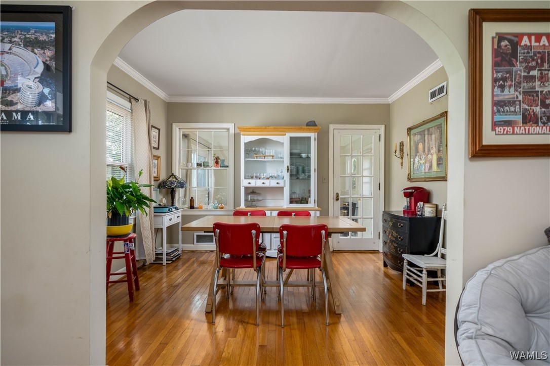 6 Forest Drive