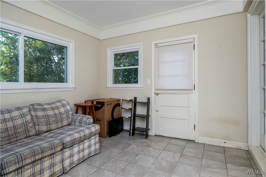 6 Forest Drive