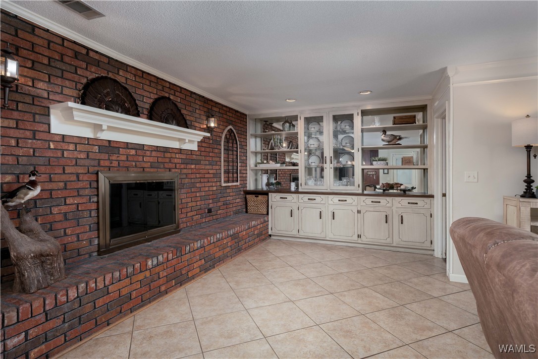 850 Walnut Drive