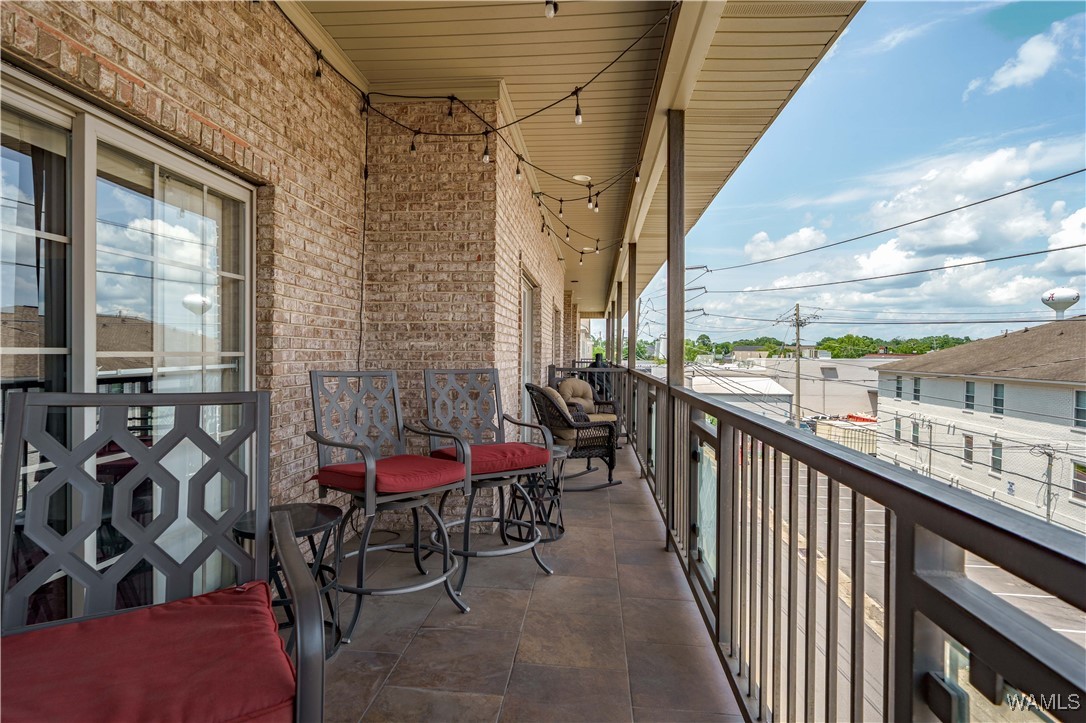 1401 6th Street Unit: 2B