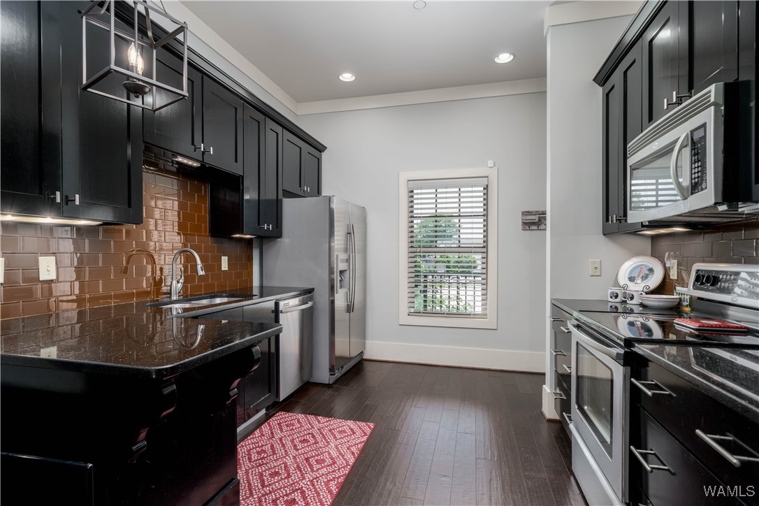 1401 6th Street Unit: 2B