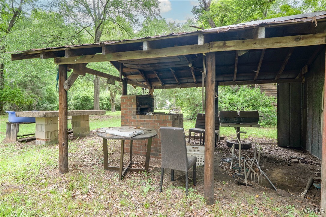 221 3rd Court SW