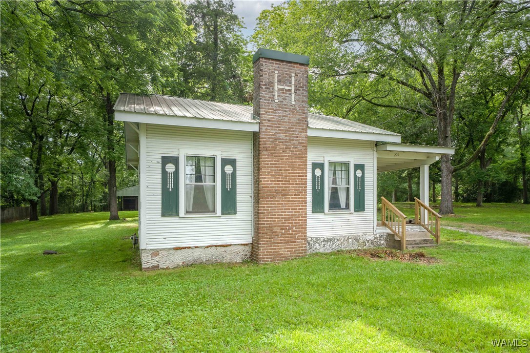 221 3rd Court SW