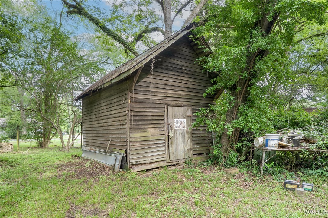 221 3rd Court SW