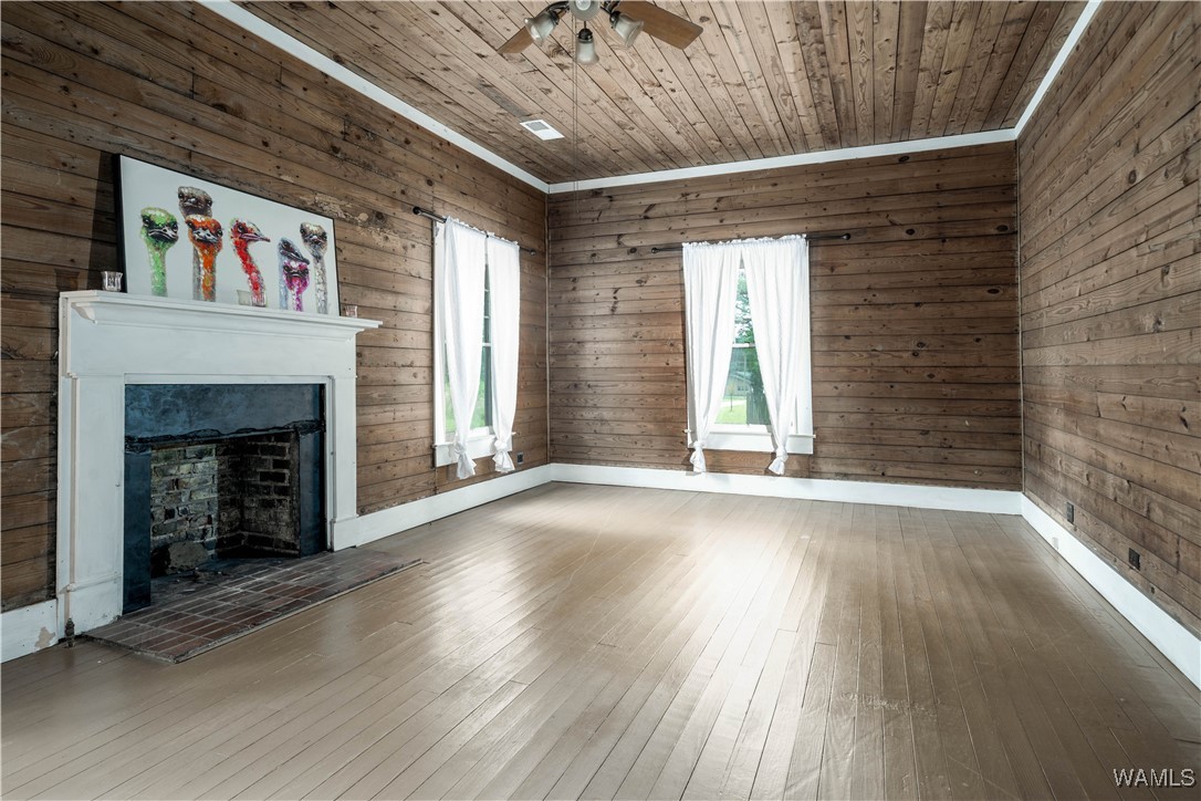 221 3rd Court SW