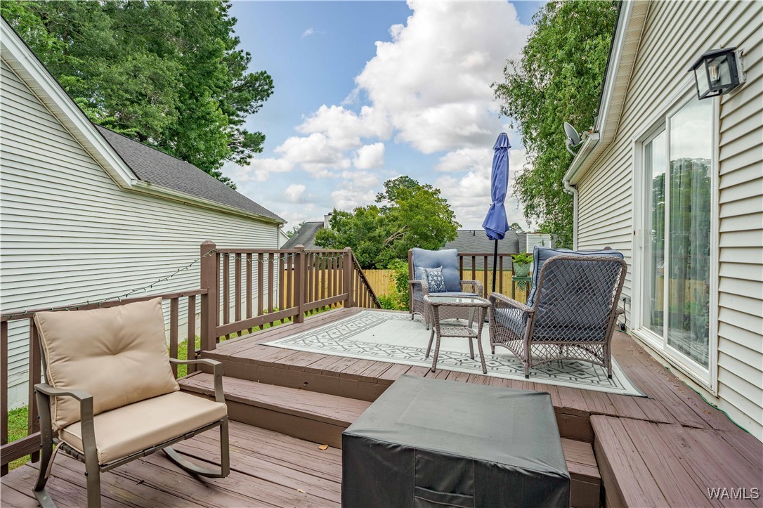 1031 Mockingbird Lane